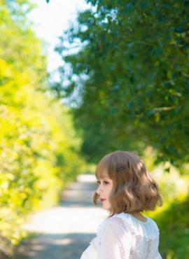 遂宁私人伴游女孩体验师寇倩依